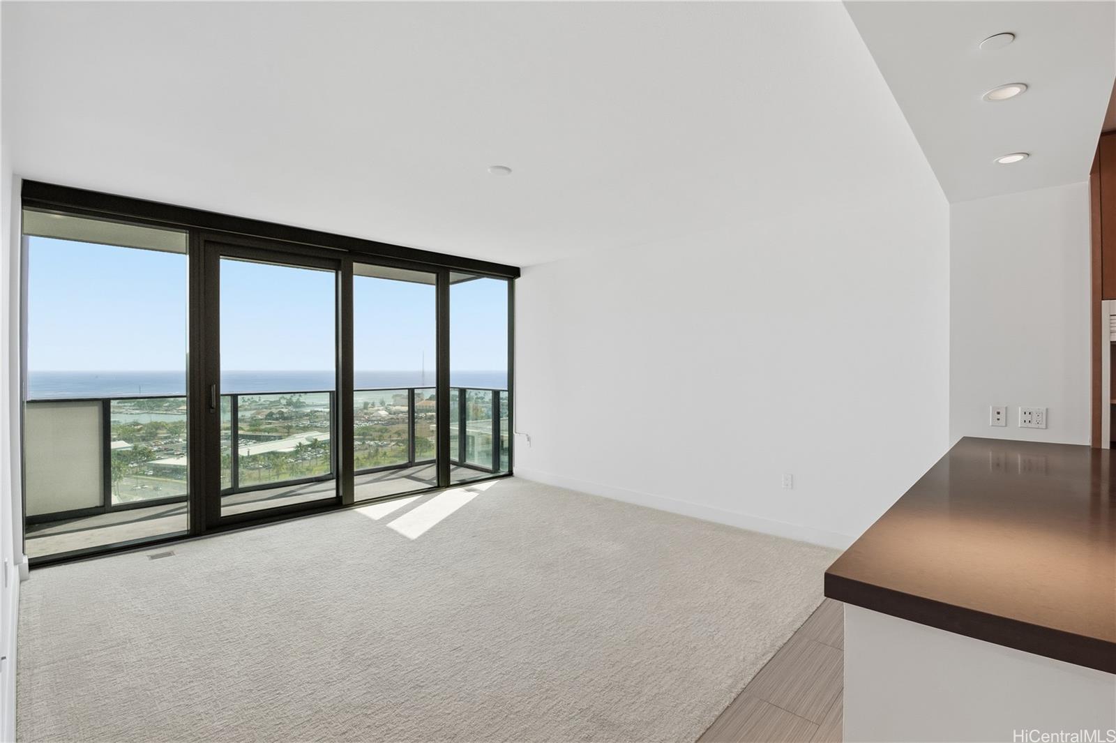 The Collection condo # 2103, Honolulu, Hawaii - photo 4 of 19