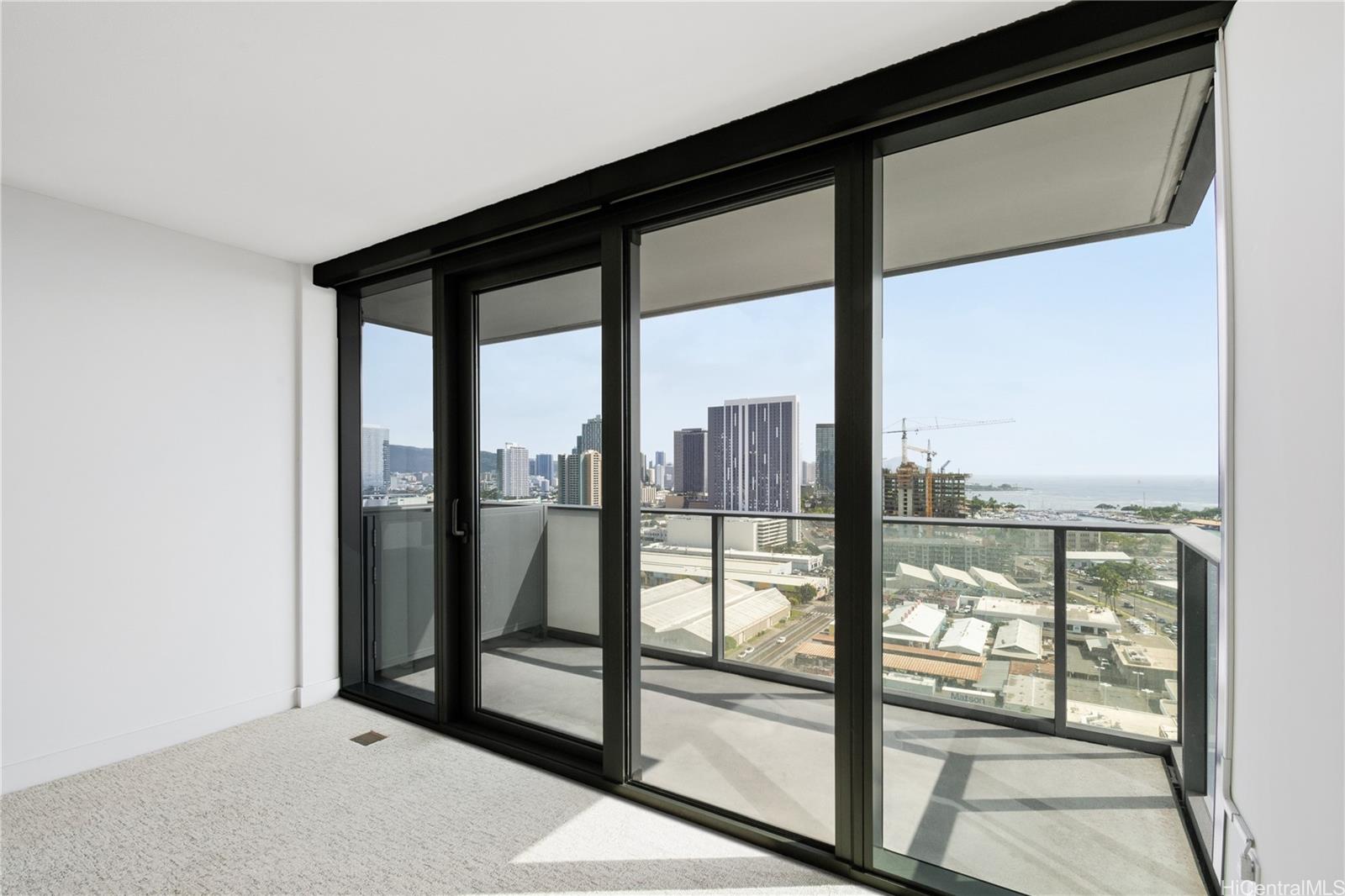 The Collection condo # 2103, Honolulu, Hawaii - photo 6 of 19