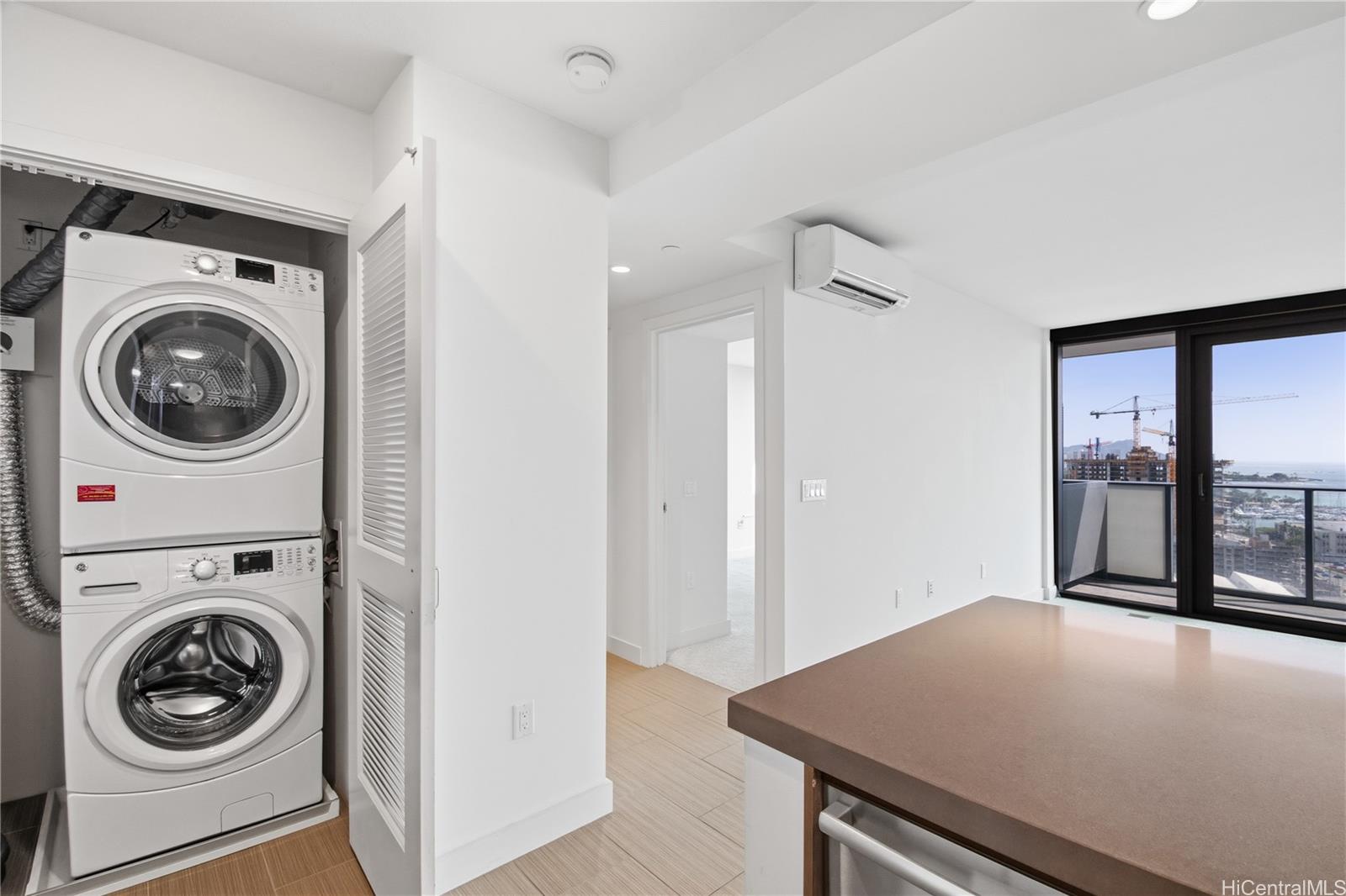 The Collection condo # 2103, Honolulu, Hawaii - photo 9 of 19