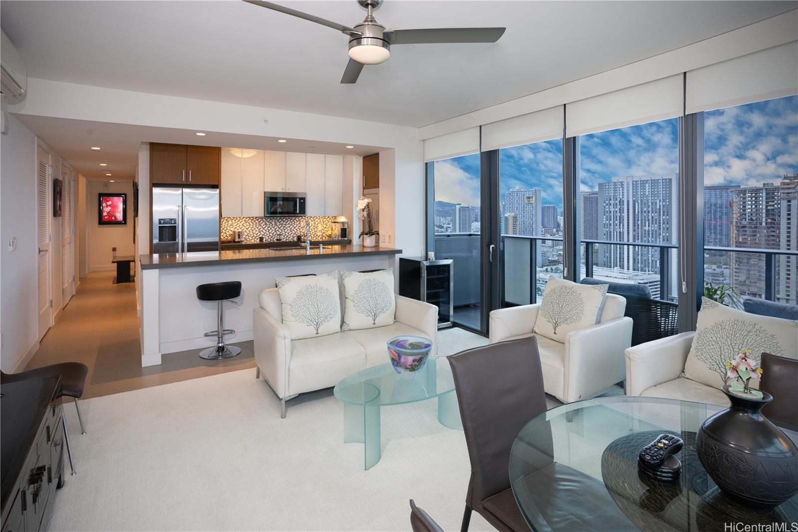 The Collection condo # 2801, Honolulu, Hawaii - photo 5 of 25