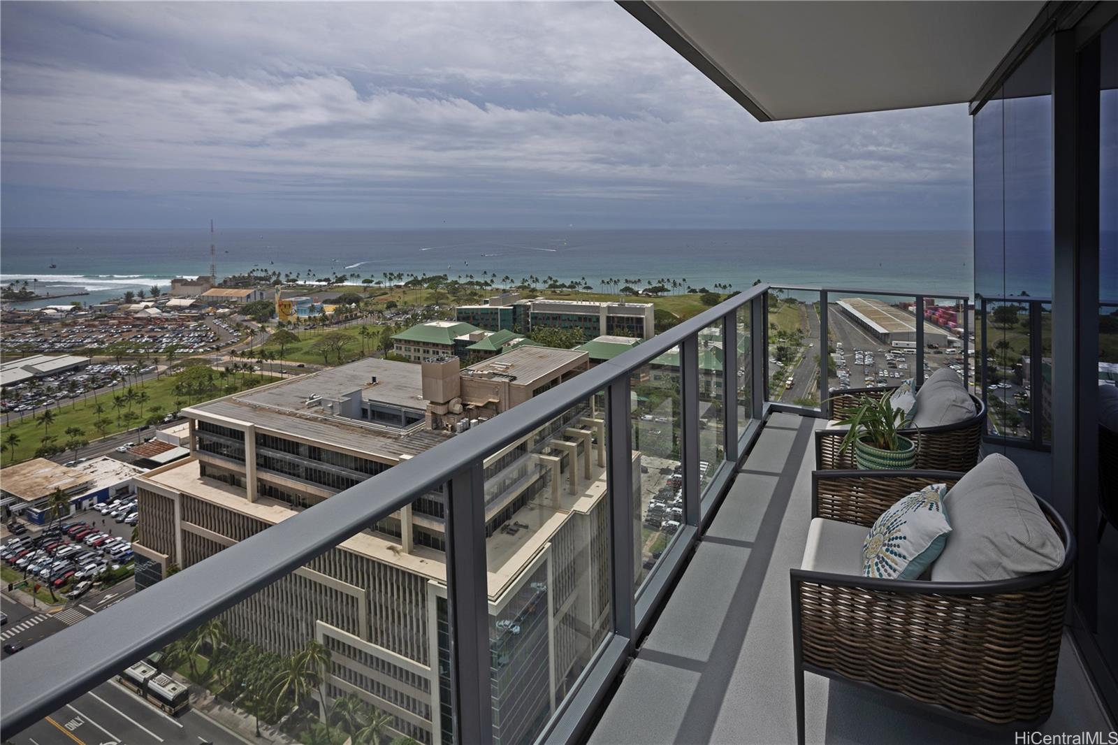 The Collection condo # 2801, Honolulu, Hawaii - photo 6 of 25