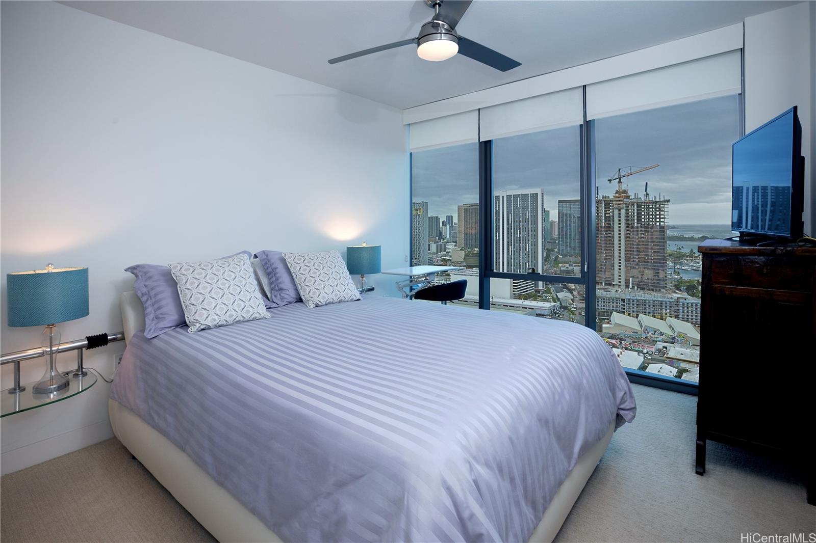 The Collection condo # 2801, Honolulu, Hawaii - photo 9 of 25