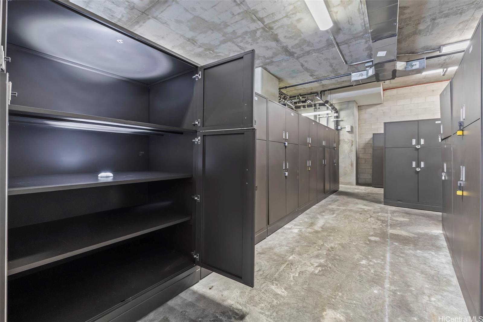 The Collection condo # 2806, Honolulu, Hawaii - photo 12 of 21