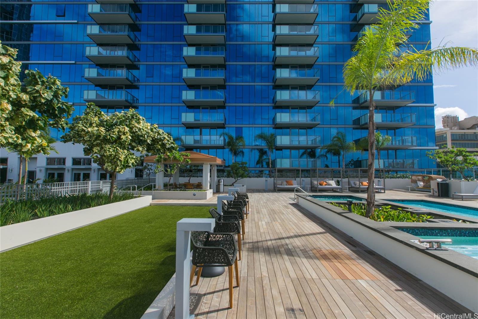 The Collection condo # 3403, Honolulu, Hawaii - photo 17 of 25