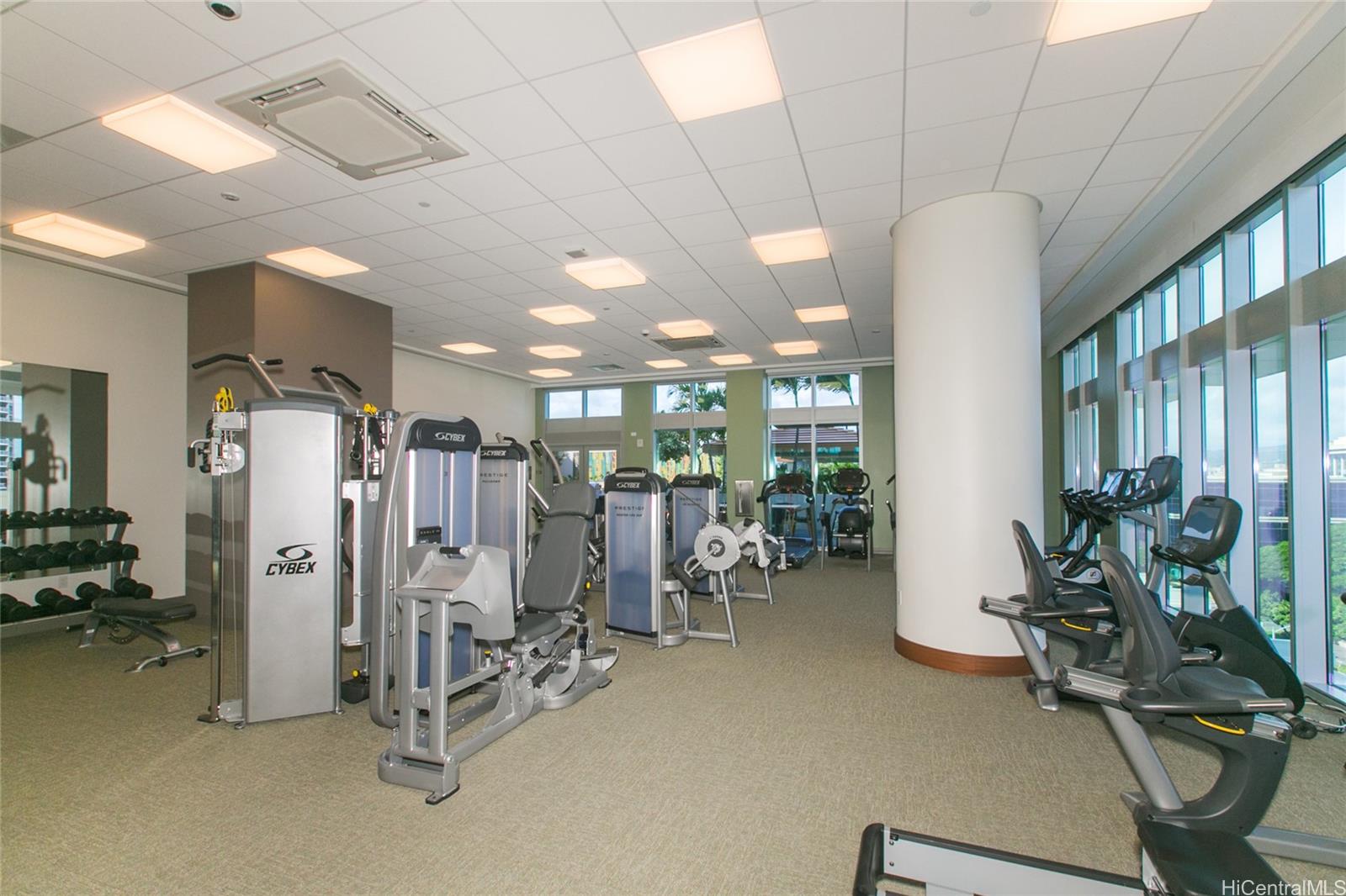 The Collection condo # 3403, Honolulu, Hawaii - photo 22 of 25