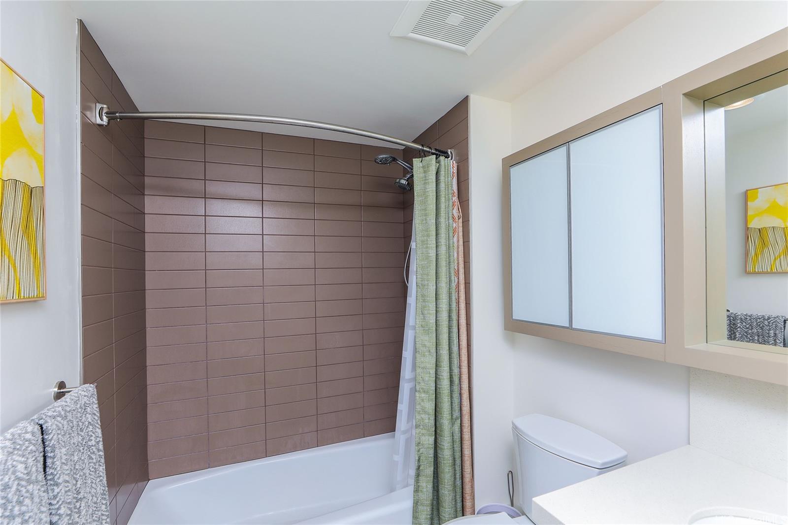 The Collection condo # 3403, Honolulu, Hawaii - photo 9 of 25