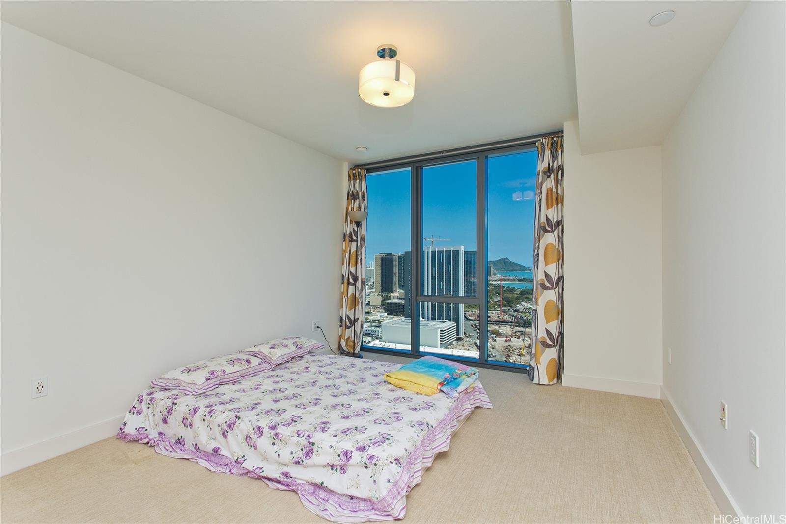 The Collection condo # 3407, Honolulu, Hawaii - photo 11 of 23