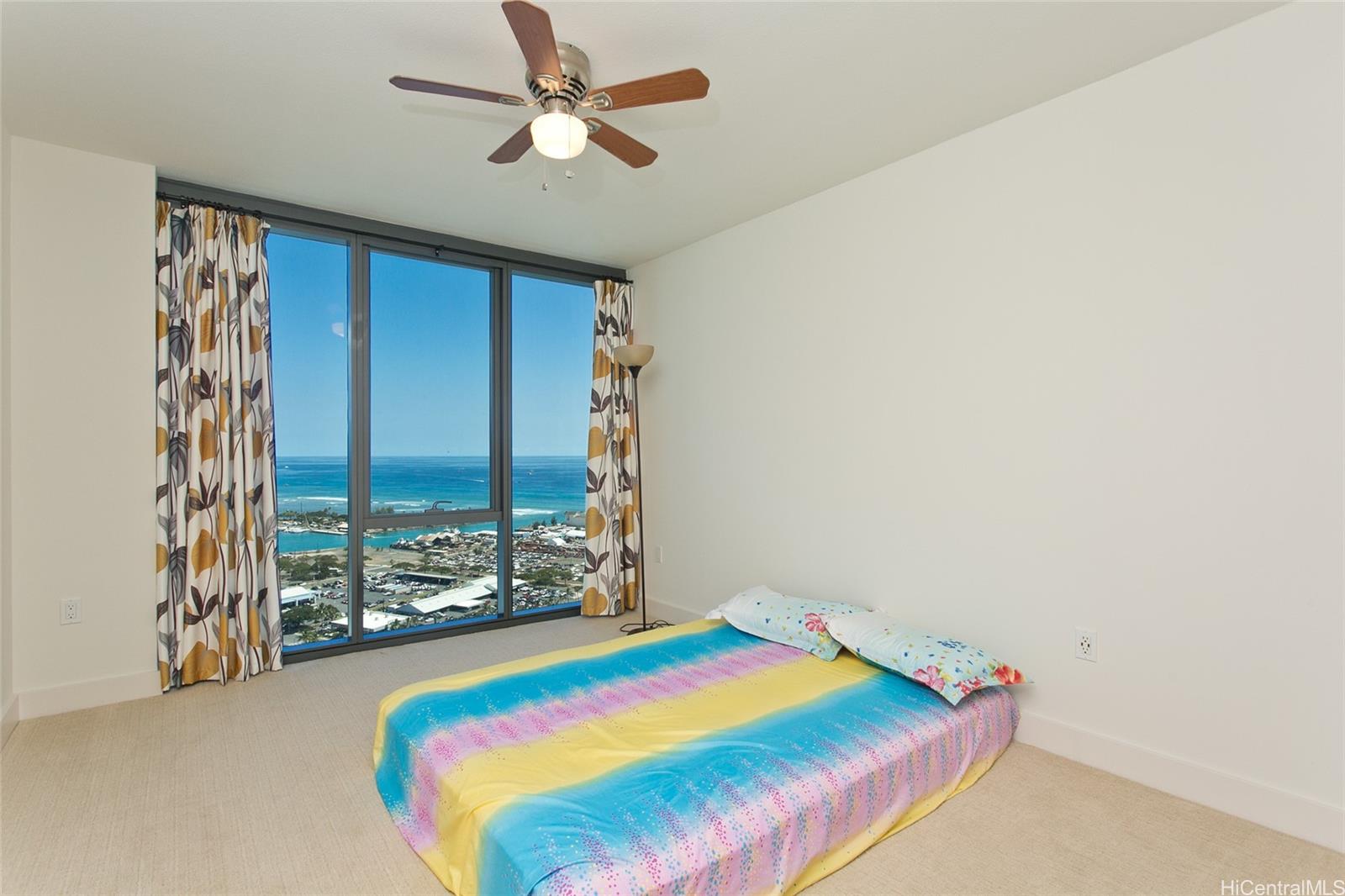 The Collection condo # 3407, Honolulu, Hawaii - photo 13 of 23