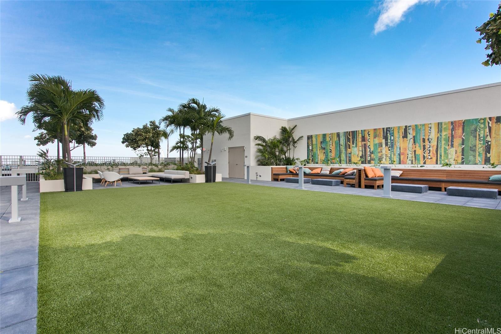 The Collection condo # 3407, Honolulu, Hawaii - photo 22 of 23