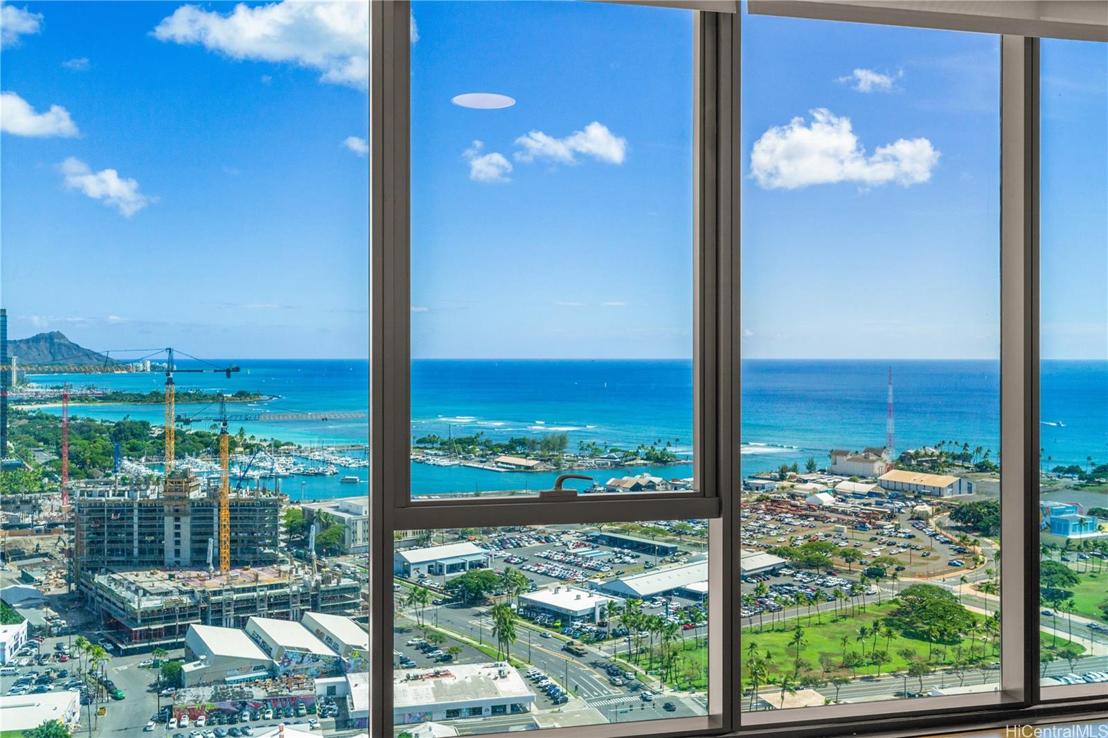 The Collection condo # 3409, Honolulu, Hawaii - photo 13 of 25