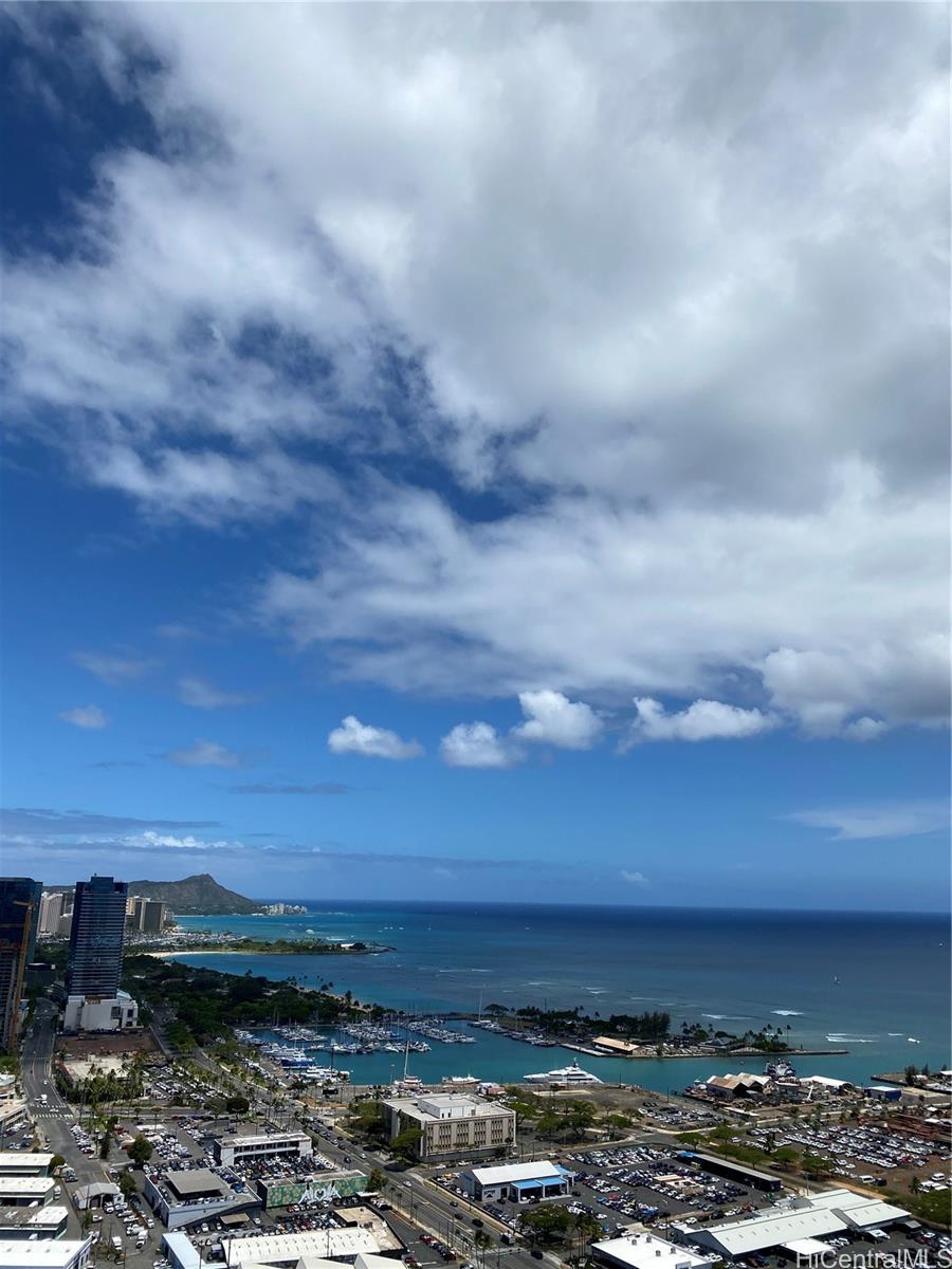 The Collection condo # 4207, Honolulu, Hawaii - photo 2 of 21