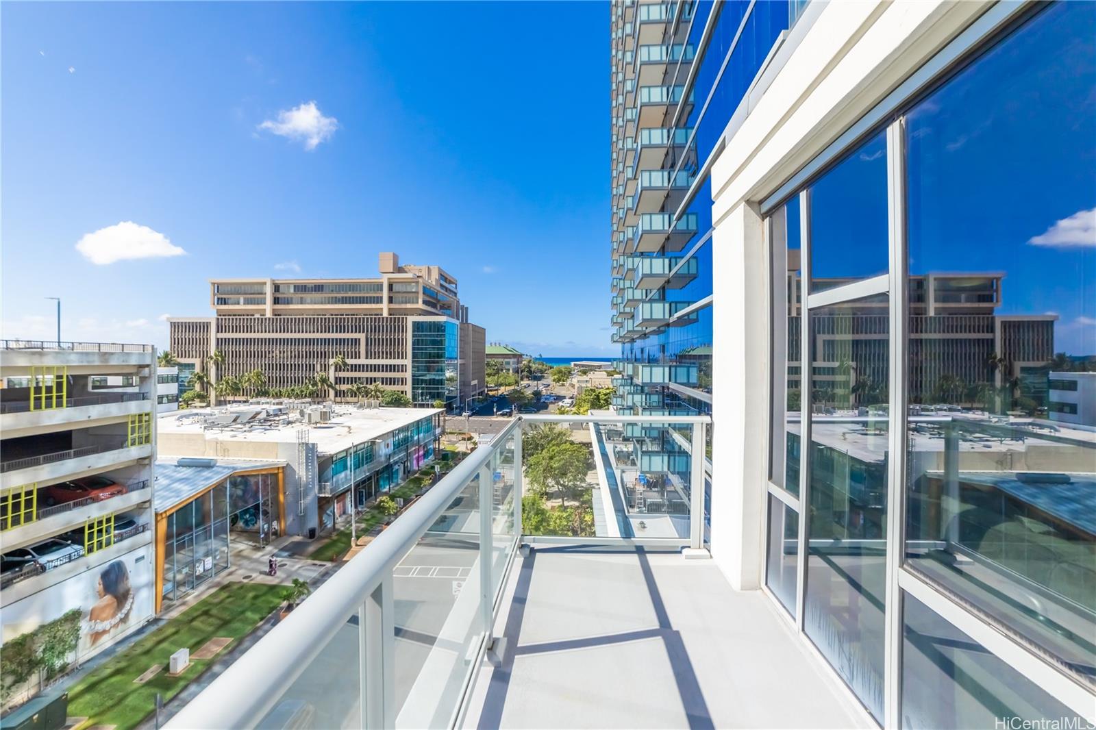 The Collection condo # 606, Honolulu, Hawaii - photo 11 of 24