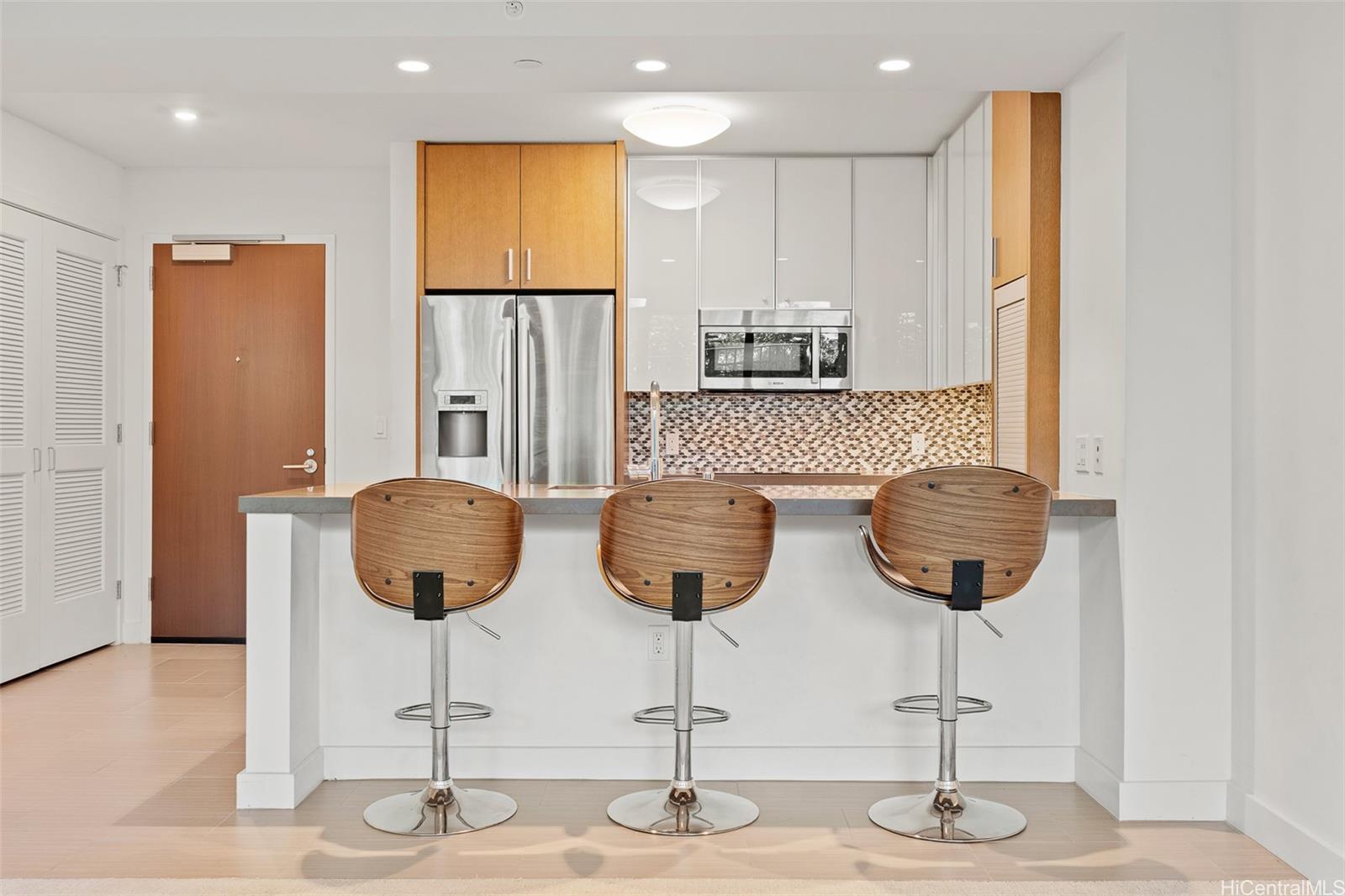 600 Ala Moana Blvd Honolulu - Rental - photo 9 of 19