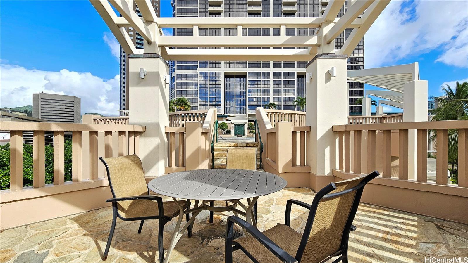 Keola Lai condo # 1405, Honolulu, Hawaii - photo 21 of 25