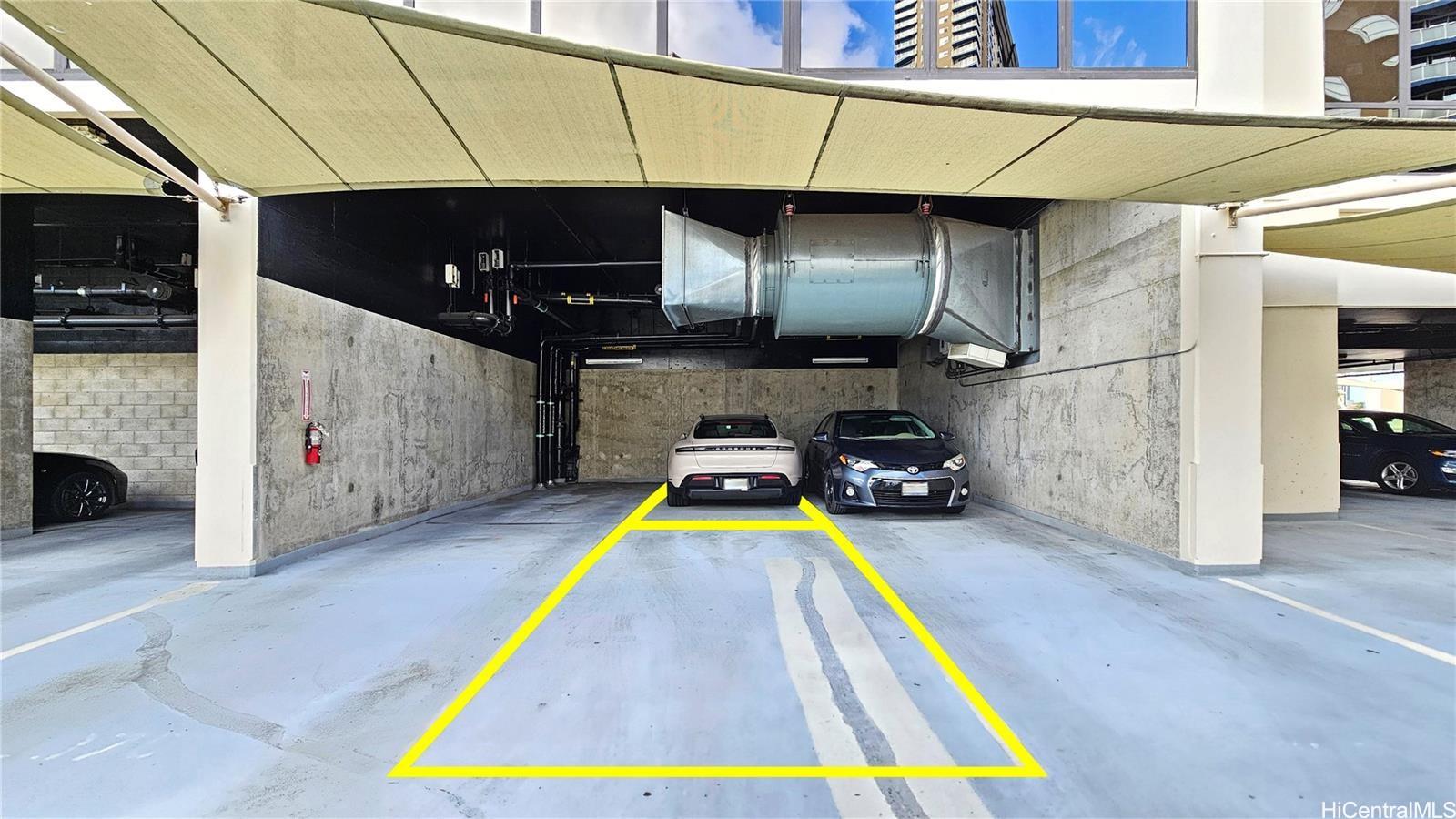 Keola Lai condo # 1405, Honolulu, Hawaii - photo 23 of 25