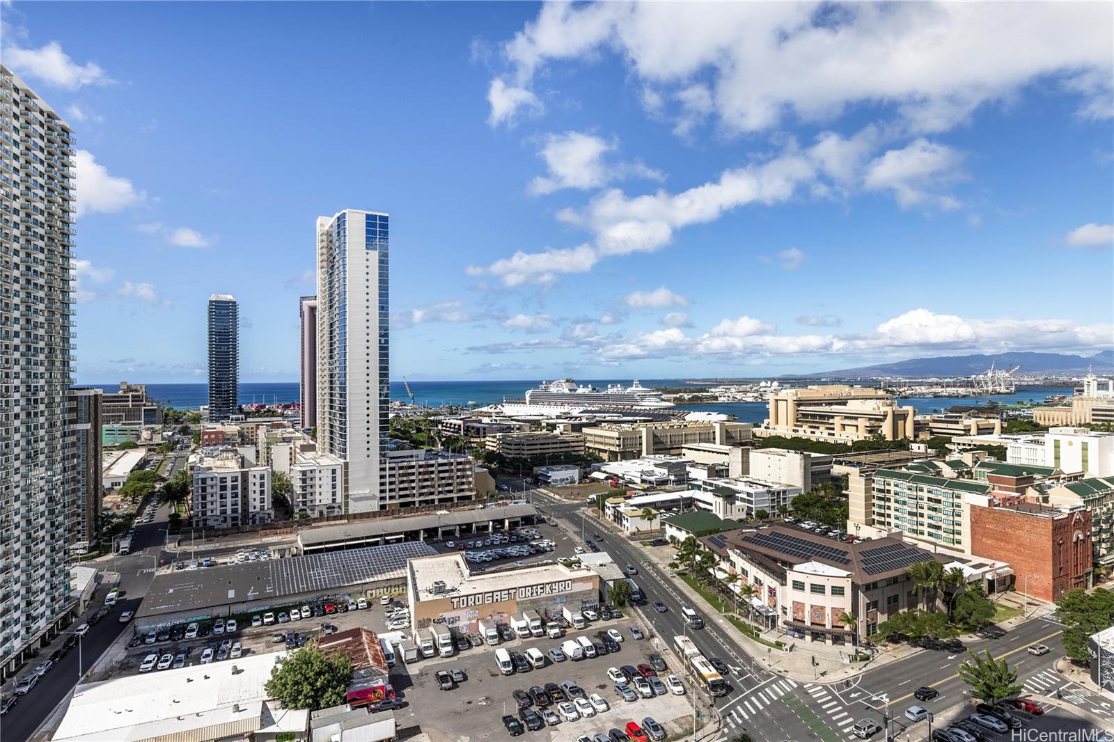 Keola Lai condo # 2003, Honolulu, Hawaii - photo 17 of 20