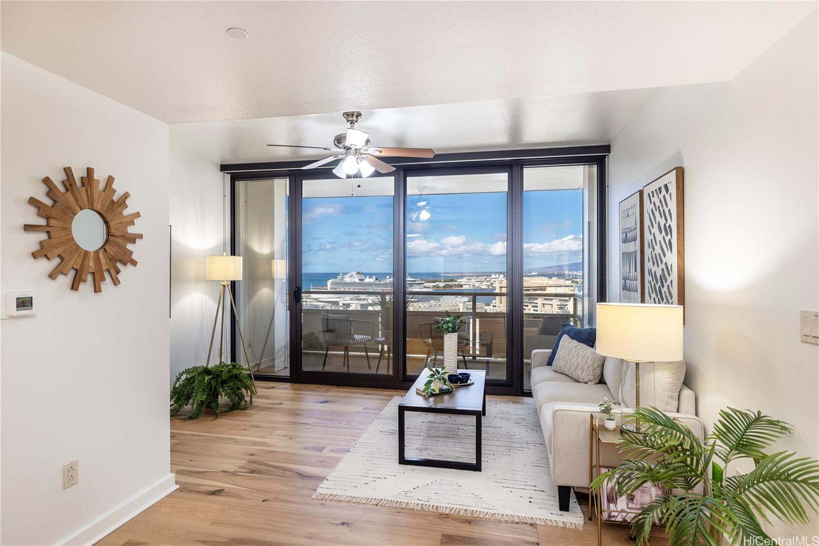 Keola Lai condo # 2003, Honolulu, Hawaii - photo 4 of 20