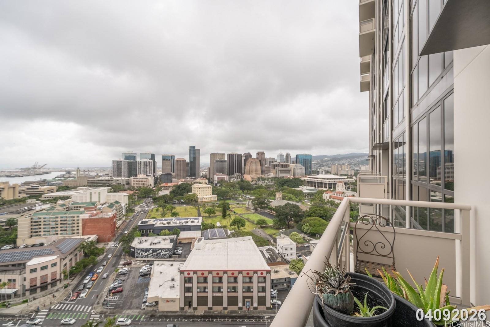 600 Queen St Honolulu - Rental - photo 12 of 25