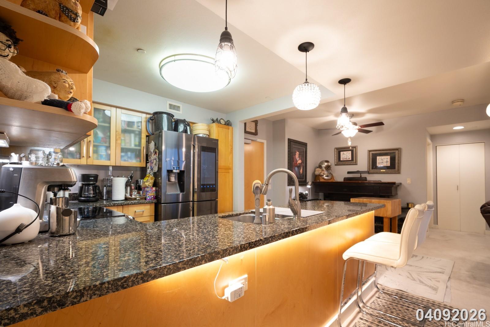 600 Queen St Honolulu - Rental - photo 18 of 25