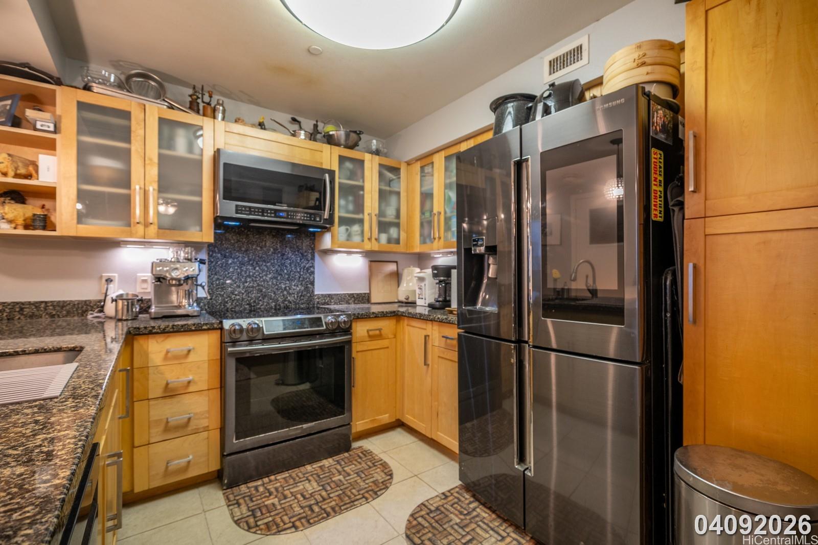 600 Queen St Honolulu - Rental - photo 19 of 25