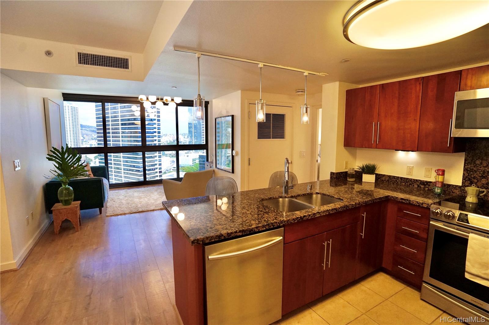 Keola Lai 2303, 600 Queen Street, Honolulu Kakaako