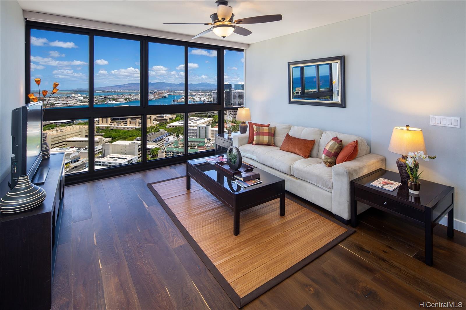 Keola Lai 3109, 600 Queen Street, Honolulu Kakaako condo Sold