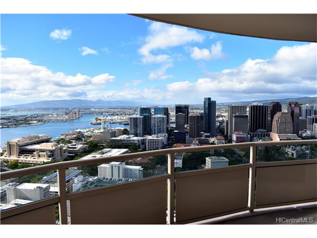 600 Queen St Honolulu - Rental - photo 15 of 25