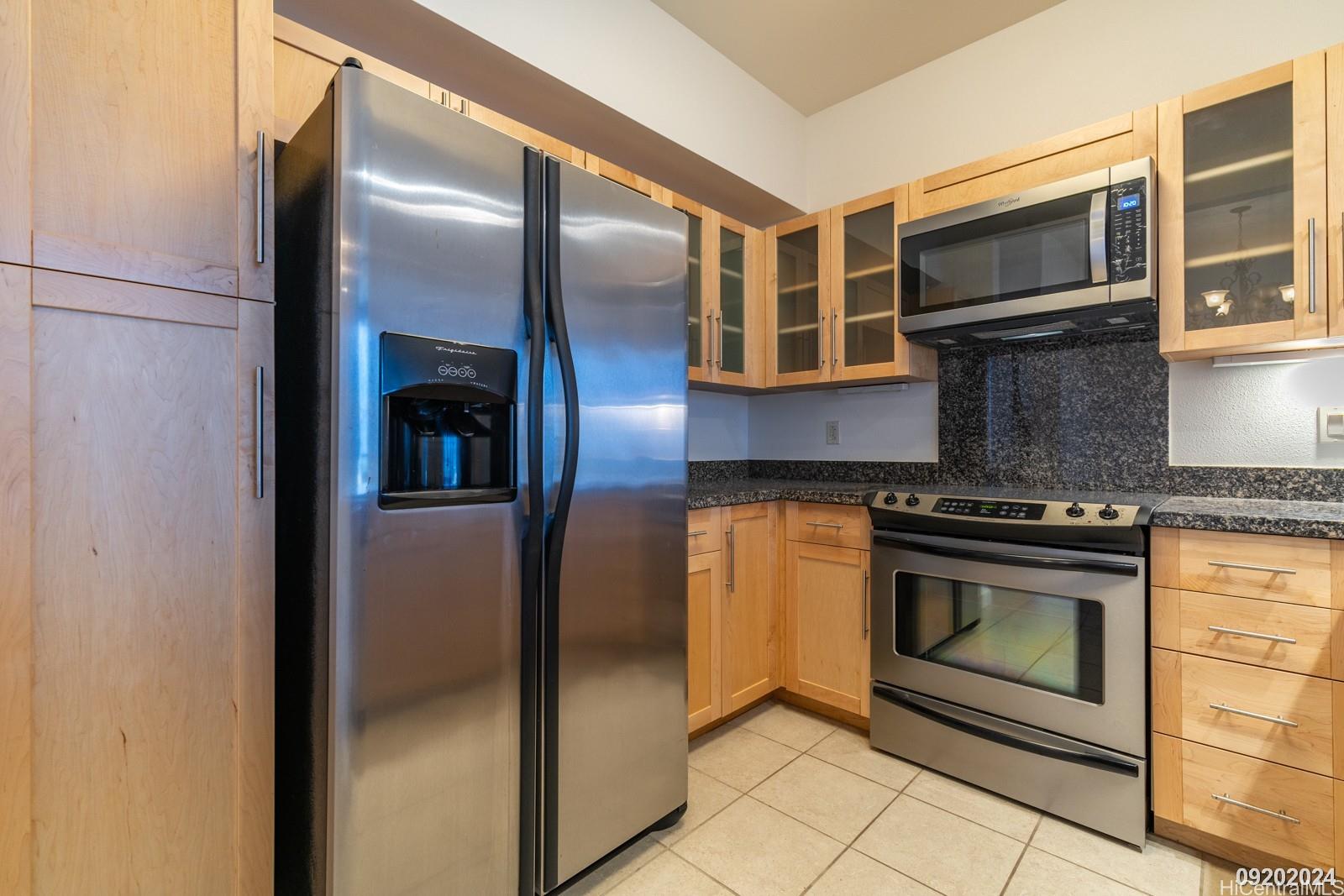 600 Queen St Honolulu - Rental - photo 13 of 25