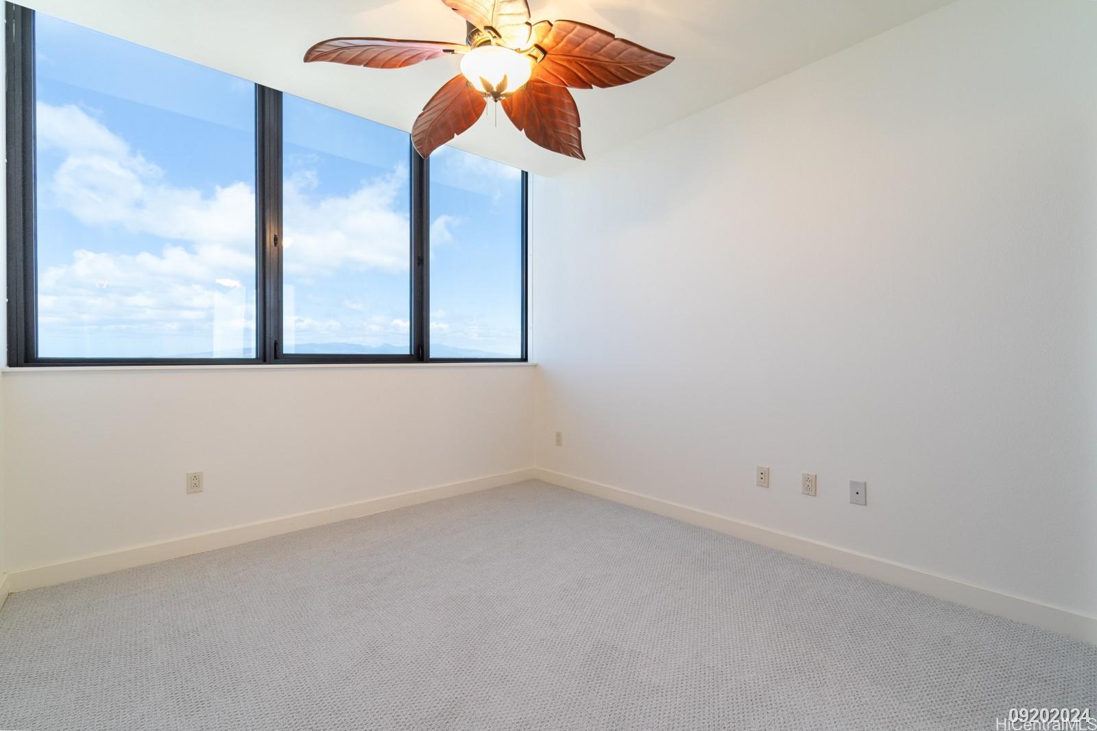 600 Queen St Honolulu - Rental - photo 16 of 25