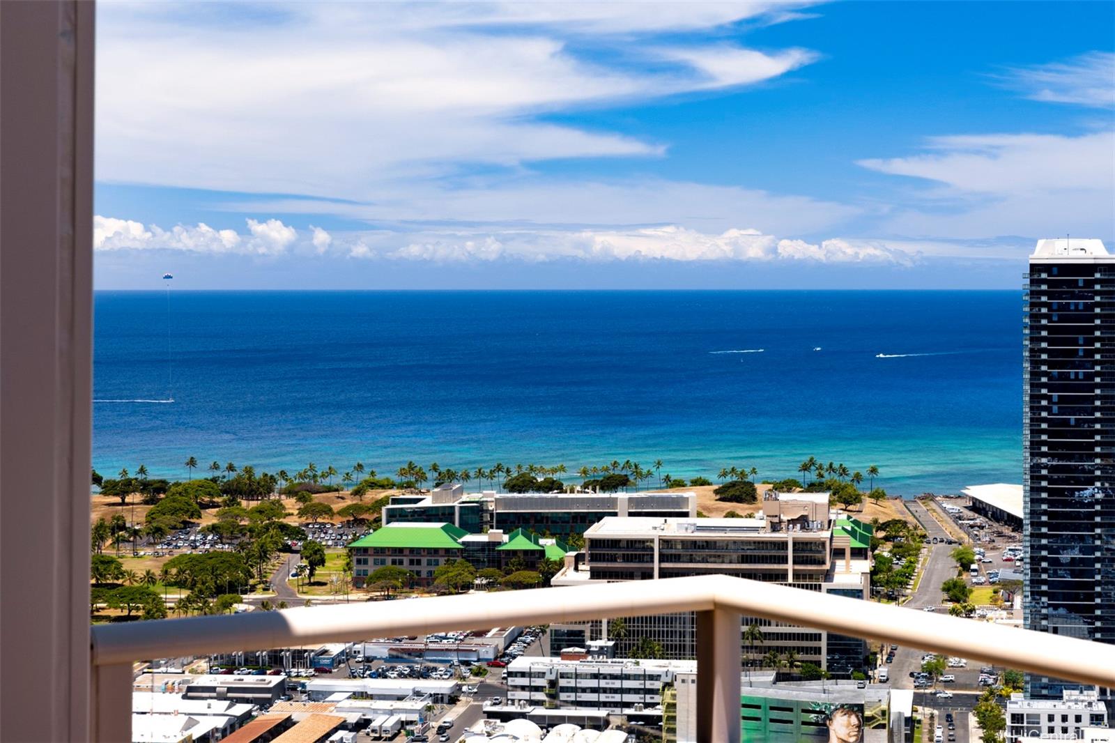 Keola Lai condo # 4302, Honolulu, Hawaii - photo 6 of 25