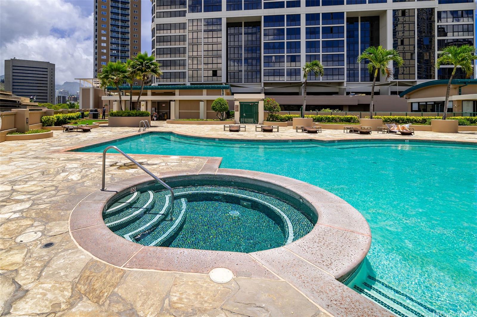 Keola Lai condo # 607, Honolulu, Hawaii - photo 15 of 20