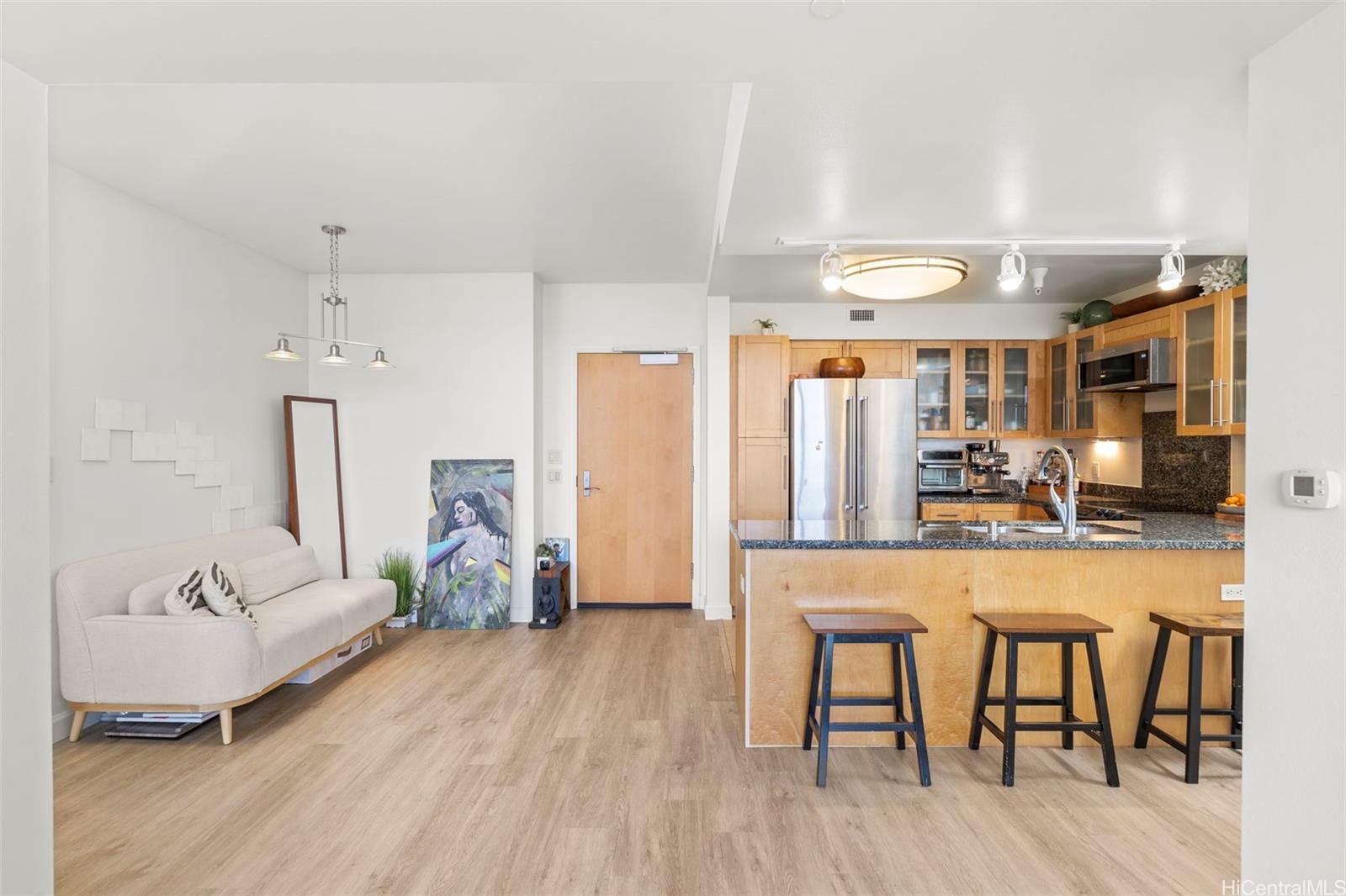 Keola Lai condo # 607, Honolulu, Hawaii - photo 7 of 20