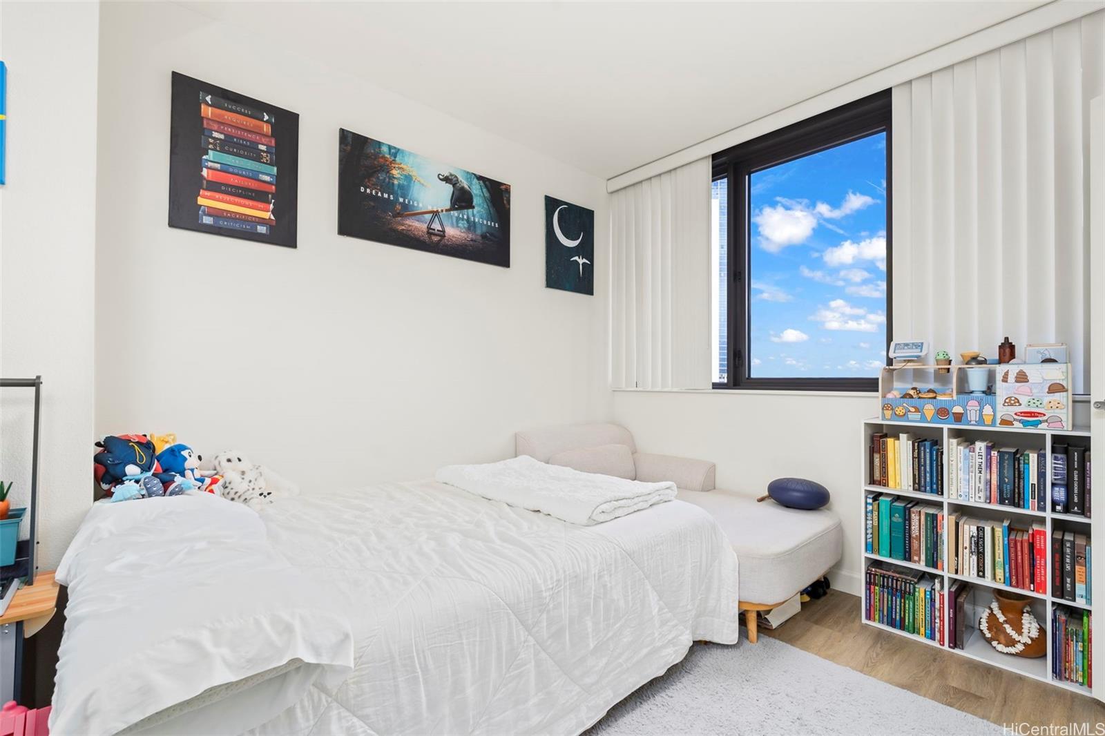 Keola Lai condo # 607, Honolulu, Hawaii - photo 9 of 20