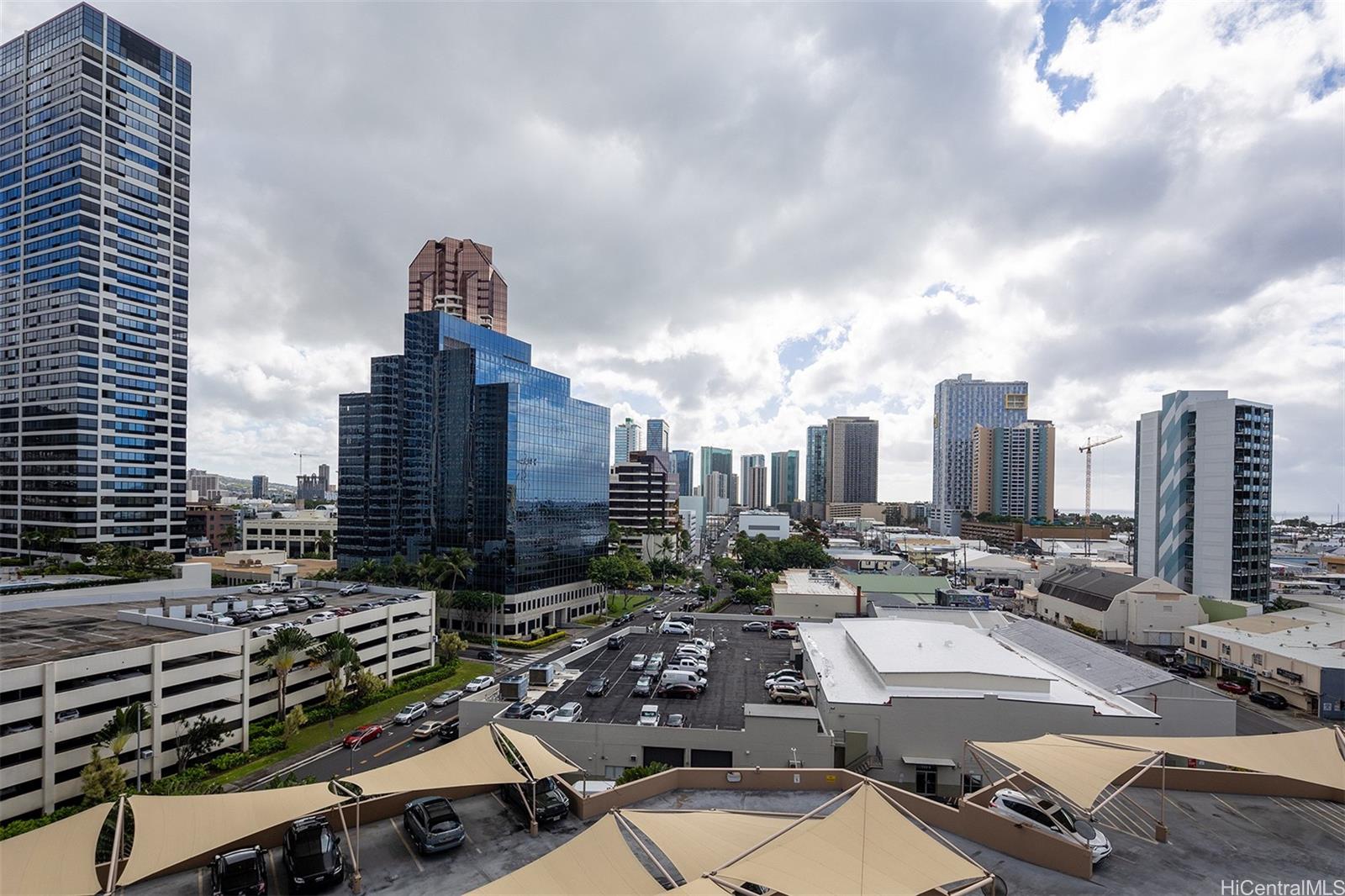 600 Queen St Honolulu - Rental - photo 15 of 18