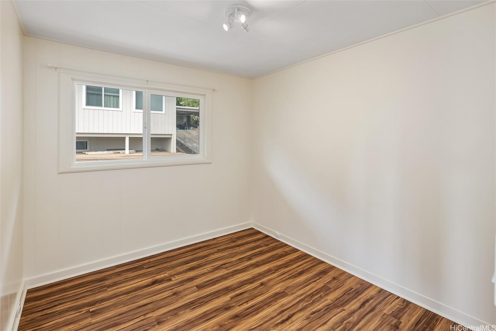 6011 Kaniela Pl Honolulu - Rental - photo 12 of 20