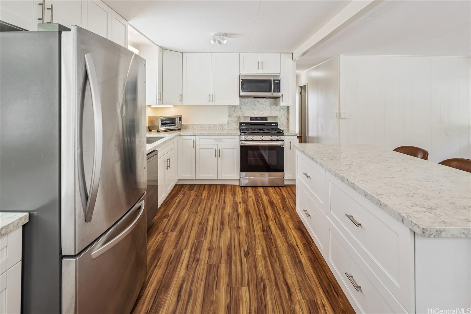 6011 Kaniela Pl Honolulu - Rental - photo 4 of 20