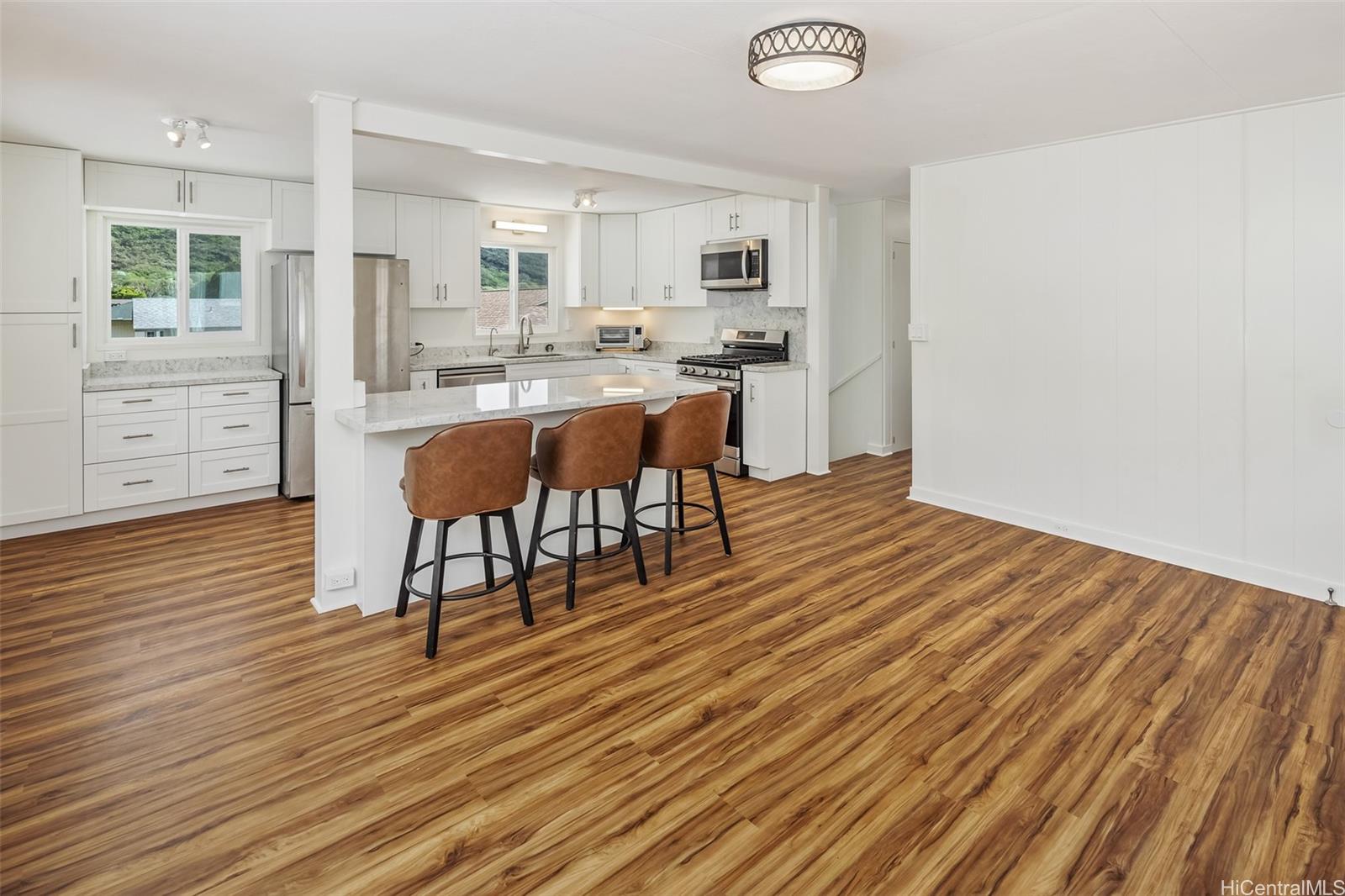 6011 Kaniela Pl Honolulu - Rental - photo 5 of 20