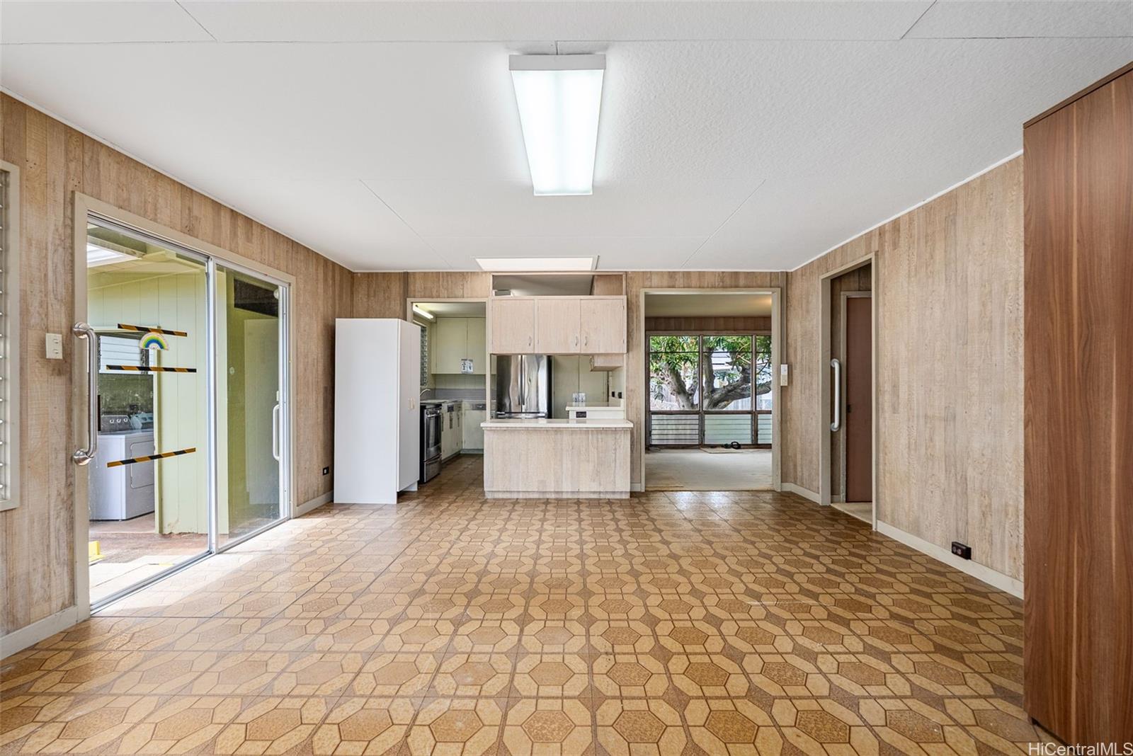 6017  Aimoku Street Kuliouou, Diamond Head home - photo 11 of 22