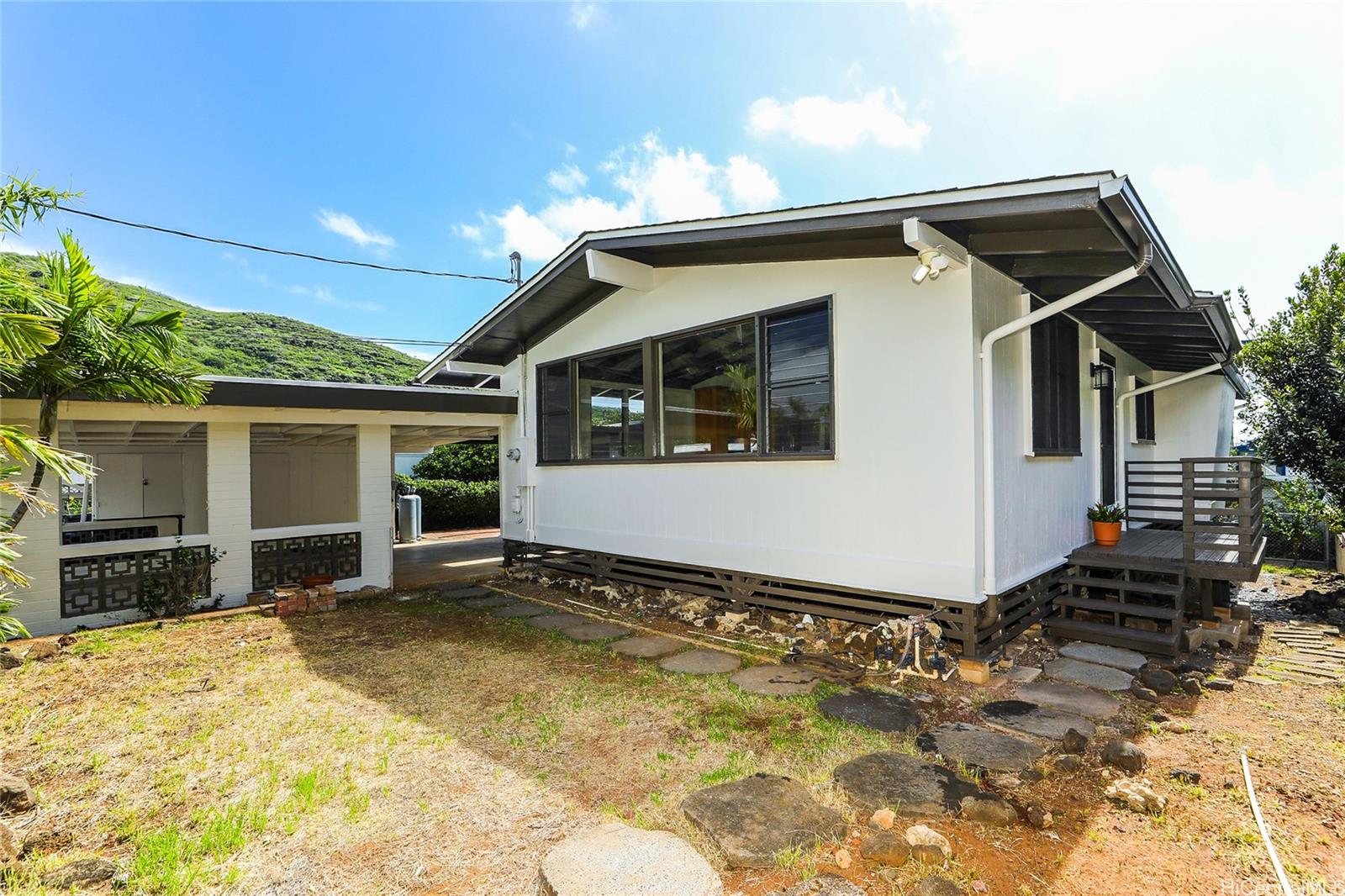 6017  Kaupalena Street Kuliouou, Diamond Head home - photo 21 of 24