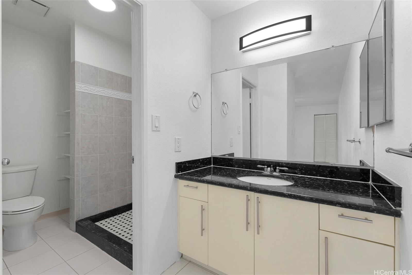 Crosspointe townhouse # 25A, Honolulu, Hawaii - photo 13 of 25