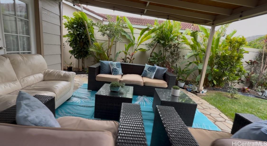 607  Kealahou Street Kalama Valley, Hawaii Kai home - photo 8 of 22