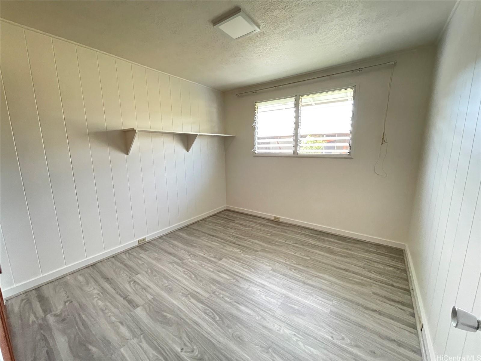 6078 Kalanianaole Hwy Honolulu - Rental - photo 6 of 9