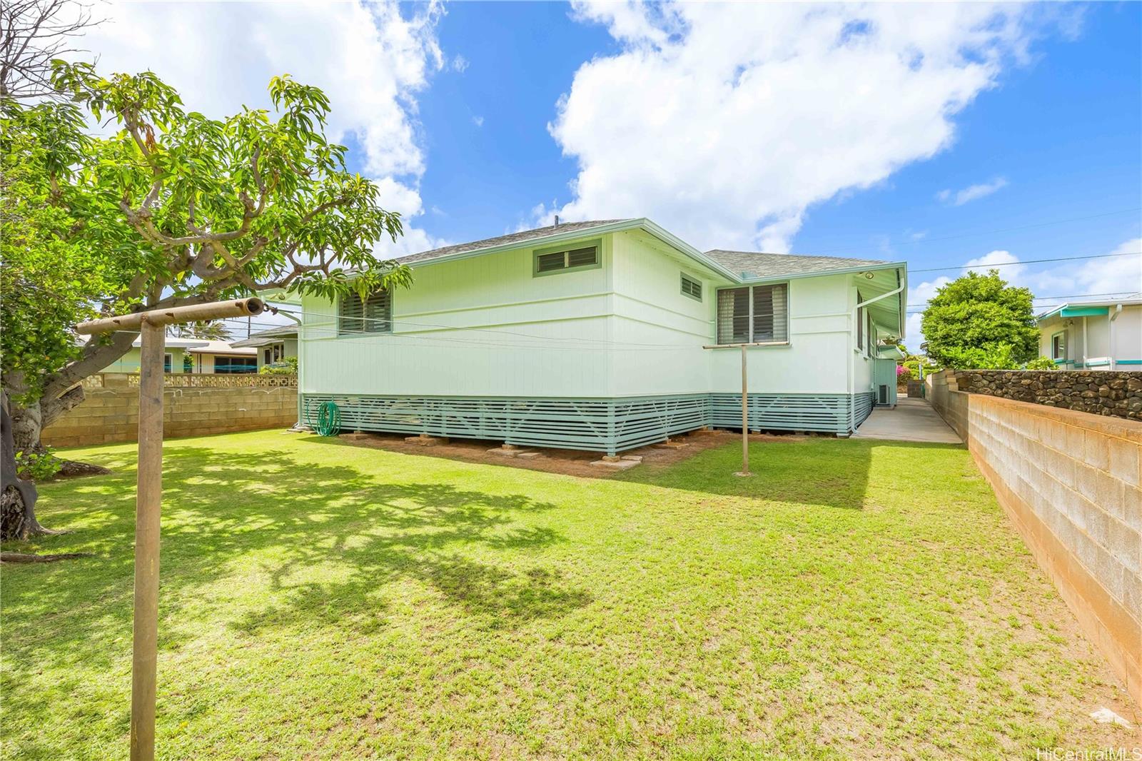 609  Hunapaa Street Kahala-puupanini, Diamond Head home - photo 4 of 25