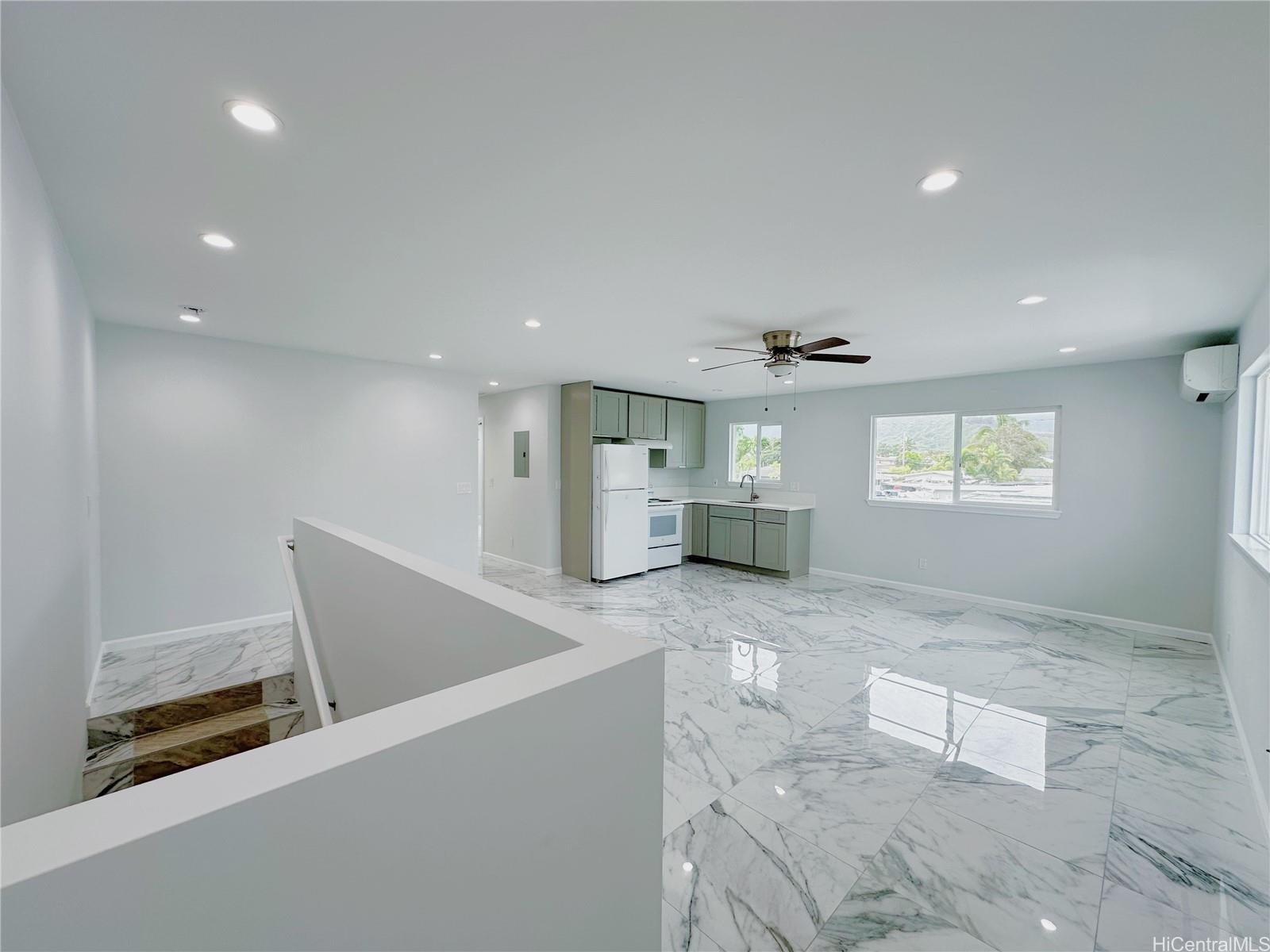 609  Olomana St Coconut Grove, Kailua home - photo 6 of 20