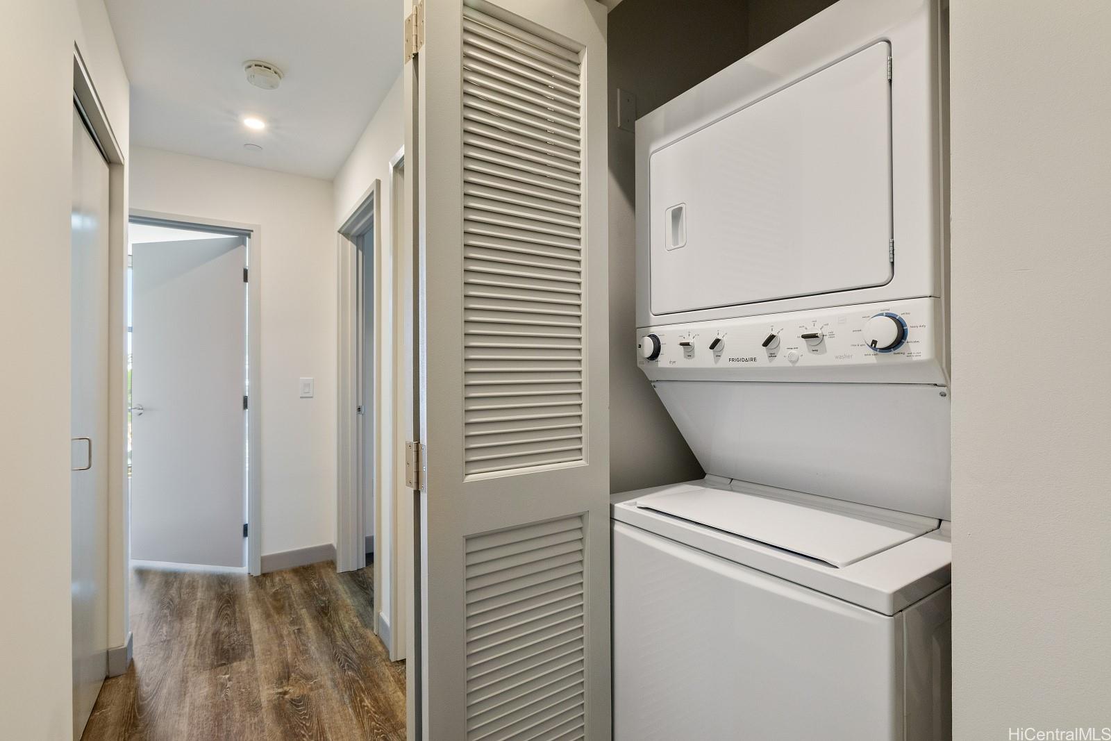 The Collection condo # M201, Honolulu, Hawaii - photo 17 of 25