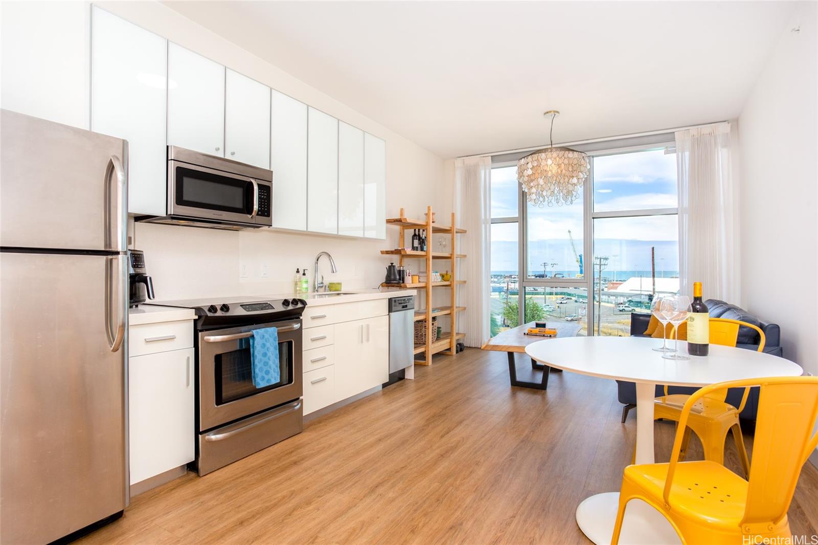 The Collection condo # M405, Honolulu, Hawaii - photo 2 of 16