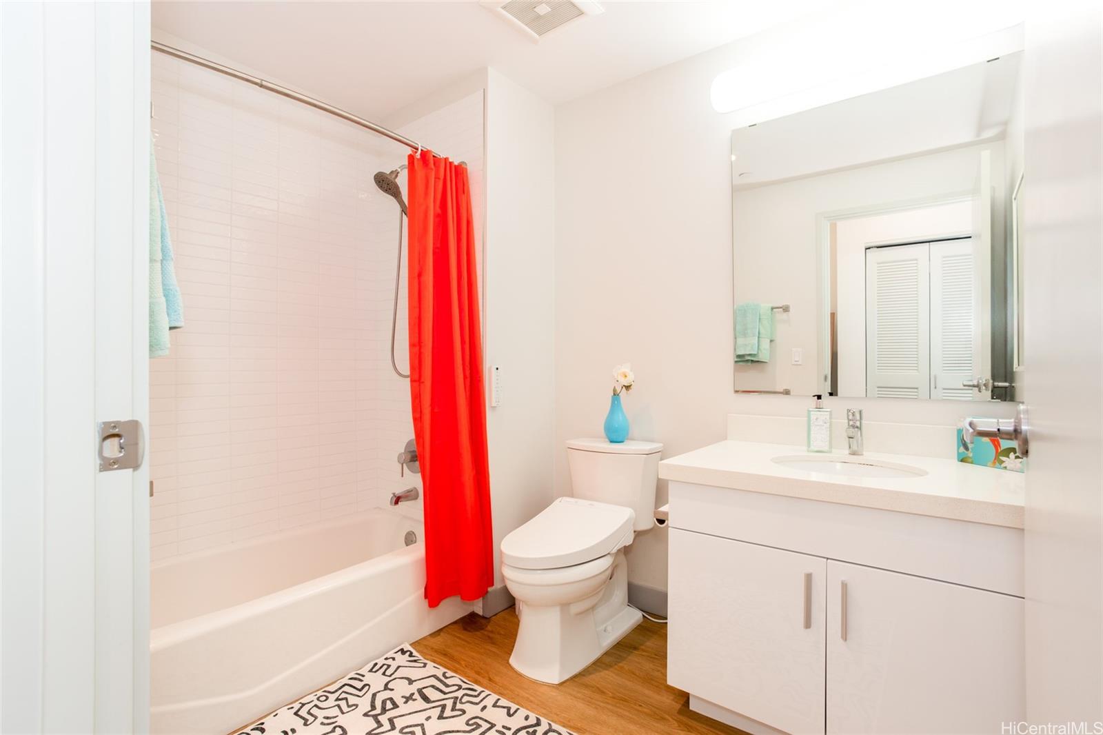 The Collection condo # M405, Honolulu, Hawaii - photo 9 of 16