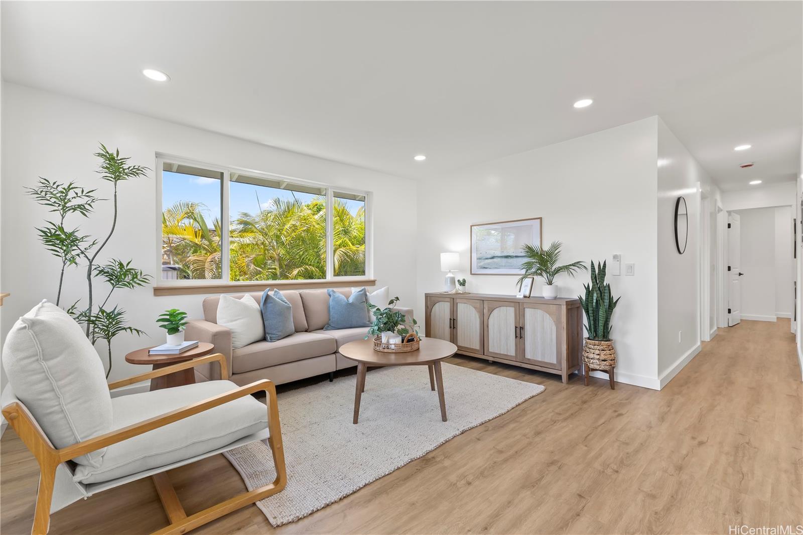 610 A  Halela Street Coconut Grove, Kailua home - photo 2 of 25