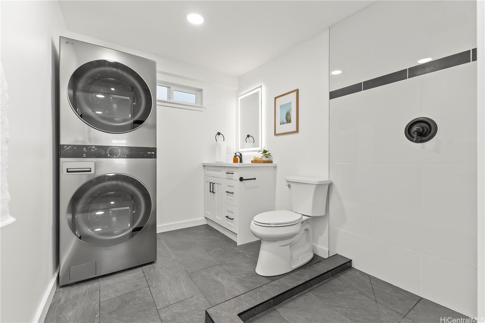 610 A  Halela Street Coconut Grove, Kailua home - photo 18 of 25