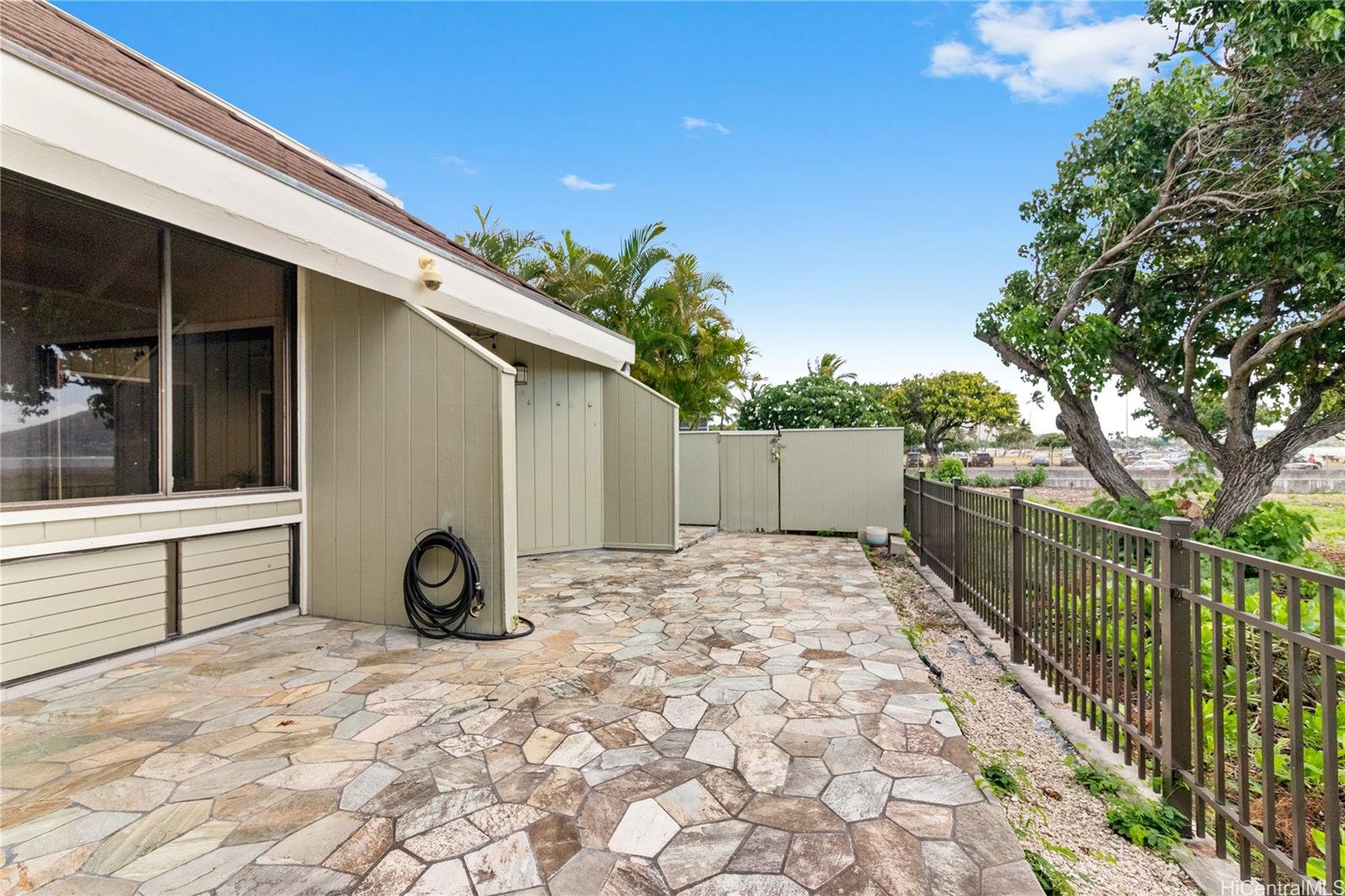 6125 B Summer Street townhouse # 6125B, Honolulu, Hawaii - photo 17 of 25